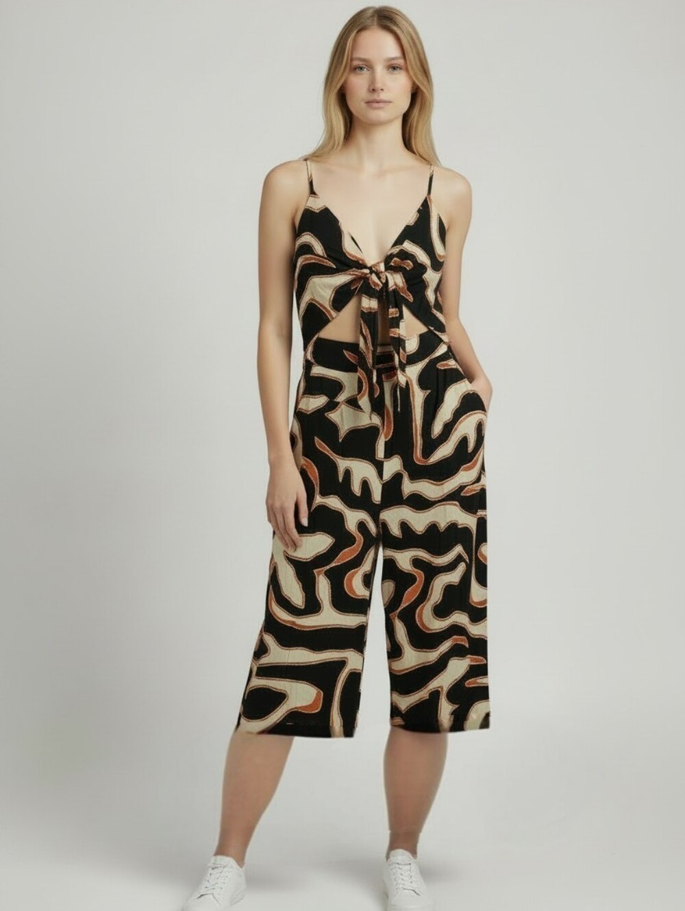 NWT Express Abstract Swirl Cutout Tie Front Wide Leg Jumpsuit Boho Sz XLarge